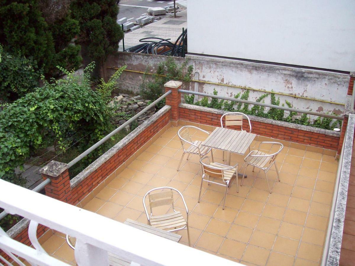 Pension Los Pinos Gijón Eksteriør billede